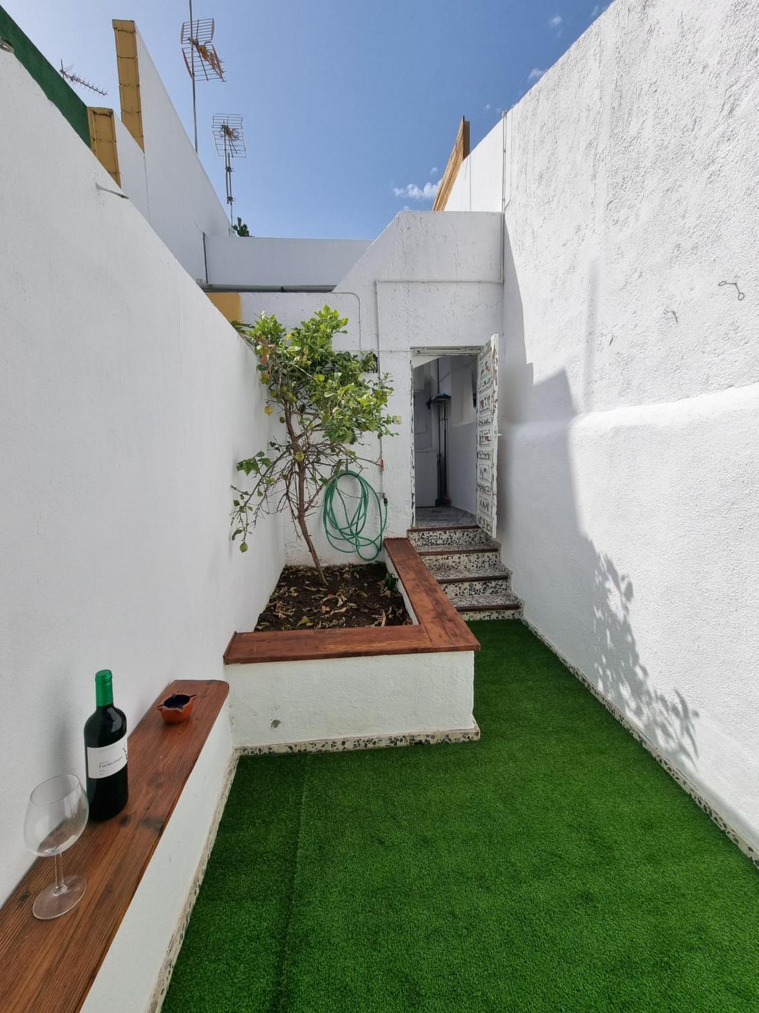 Hogar Tranquilo: Casa Tata Apartment ลาโอโรตาวา ภายนอก รูปภาพ